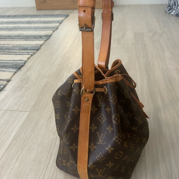 SOLD Louis Vuitton Vintage Monogram Noe PM - Picture 4 of 11